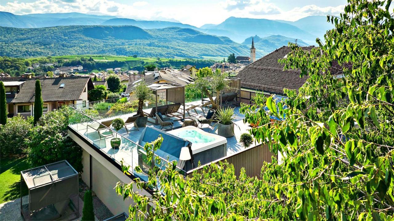 Das Panorama Designhotel Caldaro Exterior foto
