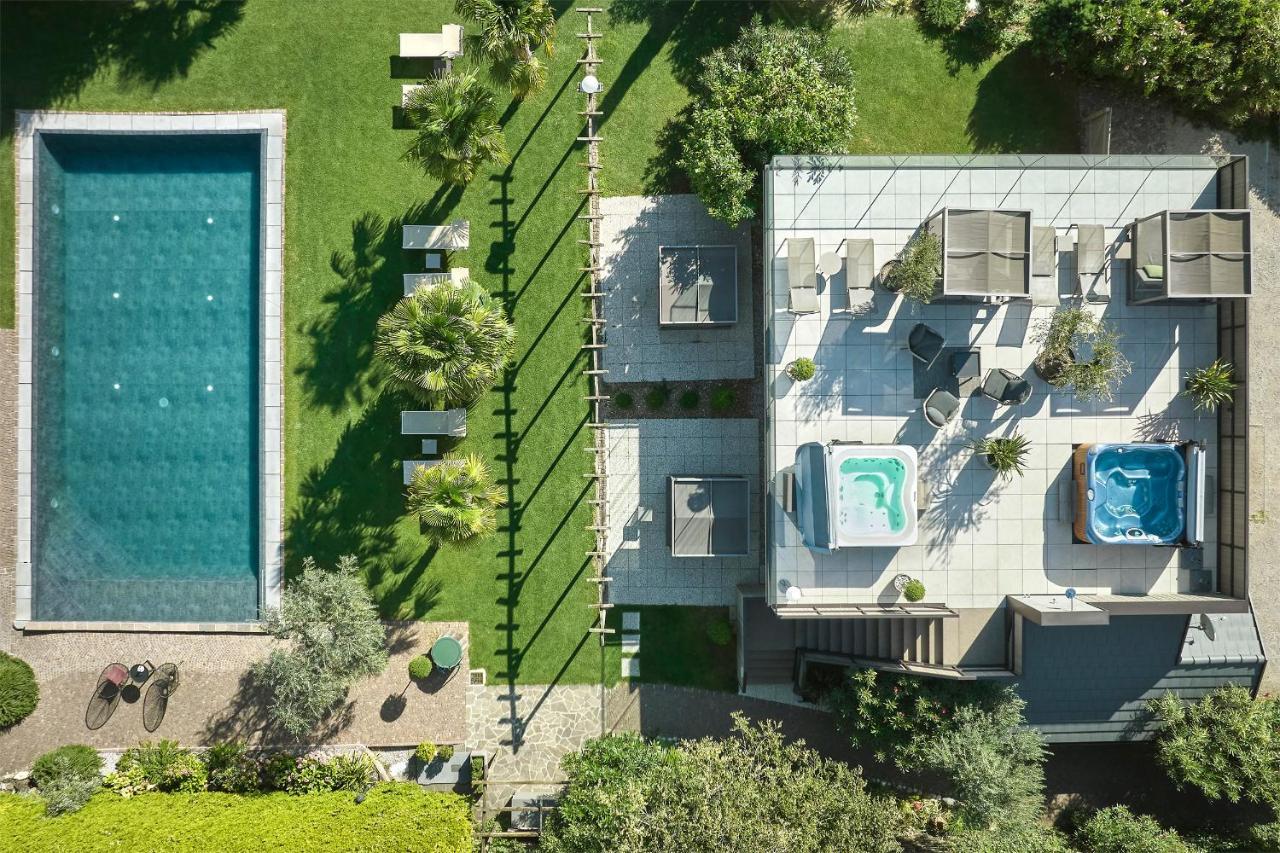 Das Panorama Designhotel Caldaro Exterior foto
